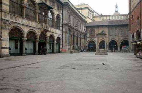 Piazza Mercanti